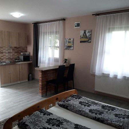 Aquatherma Apartman Sarospatak Exterior photo